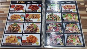 Menu 14 and 15 at Jai Mai Jumjay in Chiang Mai