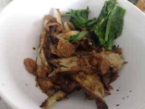 Roasted duck at Jai Mai Jumjay in Chiang Mai