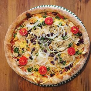 Vegan pizza, vegan cheese and tofu at La Cantina in Maribor