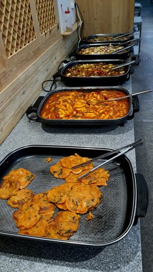 section with pancakes, Tteokbokki and other fried foods at Sujata 수자타 in Gwangju