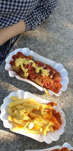 The seitan is soft and well flavoured in the currywurst at Curry at the Wall - Food Stand in Berlin