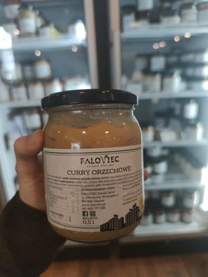 Peanut curry to go if you don't have the time to sit around at Faloviec Kuchnia Roślinna in Gdansk