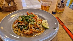 Pad Thai at Faloviec Kuchnia Roślinna in Gdansk