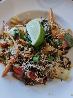 Peanut butter noodles at Faloviec Kuchnia Roślinna in Gdansk