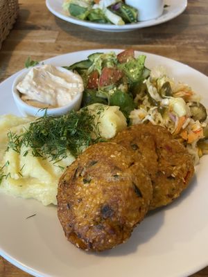 Cutlet  at Faloviec Kuchnia Roślinna in Gdansk