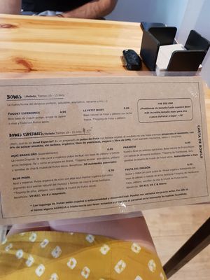 Menu at Owl Coffee  in Sopelana