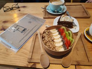 Granola bowl at Owl Coffee  in Sopelana