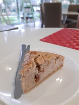 Almond cake at Casa do Jardim in Terceira