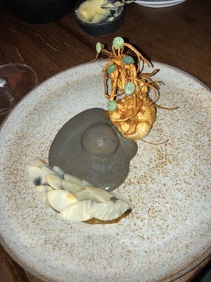Celeriac with sauce at Formel B in Frederiksberg