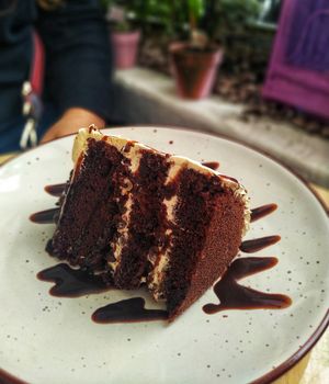 Brunch 🌟 Torta de chocolate y café at Frambuesa Pastelería Vegan in Bogota
