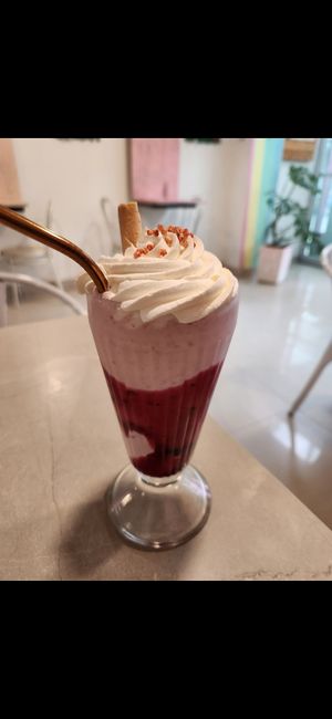 milkshake at Frambuesa Pastelería Vegan in Bogota