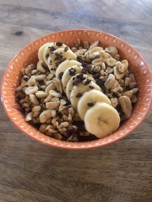 The Sesher w/o raisins or honey at Blenders & Bowls in Austin