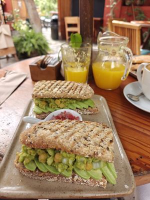 Sanguchano (multigrano) at La Bodega Verde in Lima