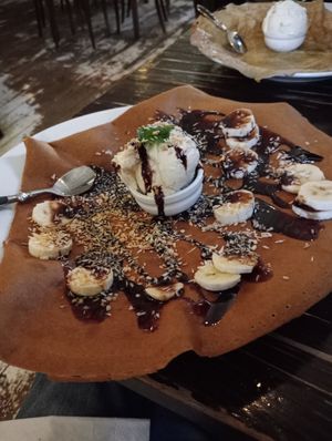 Banana, vegan ice cream, chocolate sauce & coconut crepe at Creperie & Logi in Visby