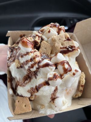 S’mores roll  at Cinnaholic - Grand Canyon Dr in Las Vegas