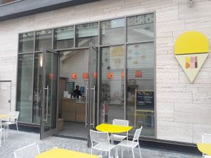 storefront at Dri Dri in Dubai