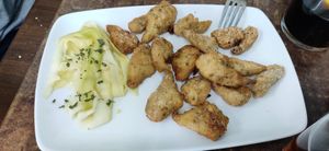 "Pollo" con especias y noqueros en vinagre at La Pascuala in Madrid