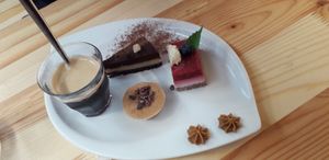 Café gourmand at Cuit Lu Cru in Colmar