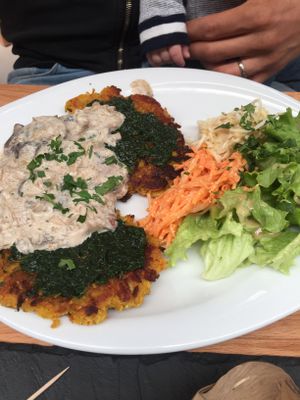Rösti et crudités  at Cuit Lu Cru in Colmar