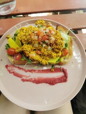 Avocado toast with scrambled tofu instead of eggs at Rosie's Cafe in Hoi An