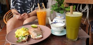 😋 at Rosie's Cafe in Hoi An