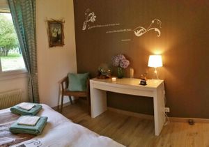 "OXYGEN"Room at Chez Caro et Seb in Saint-franc