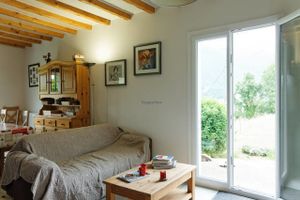 Salon at Chez Caro et Seb in Saint-franc