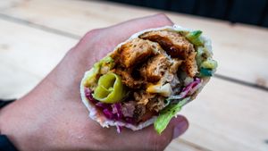 Vegan Döner
Freshly Made Bread, Spiced Soya Pieces, Mixed Salad, Tzatziki (Soya yogurt), Homemade Hummus and Chilli Sauce.  at What The Pitta in London