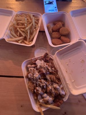 snack pack and nuggets 🤤🤤 at What The Pitta in London