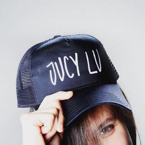 Jucy Lu is that friend that is always
glowing. She is that person who carries light to wherever she goes and immediately makes you smile. She is the friend that everyone calls a hippie because she loves and respects nature. Jucy Lu is the “bohemian” of the group because she believes in the healing power of good food and positive inner energy. She is the one that loves life in the ups and downs, but mostly in the in-betweens. Jucy Lu is that beautiful soul that radiates good energy. She is the kind of person you want to be around with because of her contagious positivity.

Let her be your friend.
She wants to give you life! at Jucy Lu in Miami