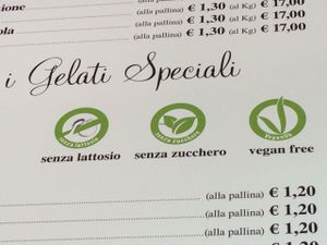 Special Sign at Gelateria Cavour in Pordenone