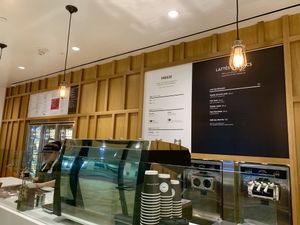 Storefront at Pressed Juicery in Honolulu