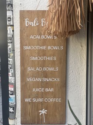 Logo  at Bali Bowls in Biarritz