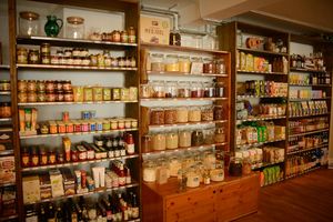 grosses Angebot - alles vegan at vlinder.bio in Solothurn