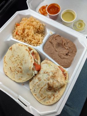 Unseasoned cafeteria food. Couldn't eat it, went in the bin. at El Palote Panaderia in Dallas