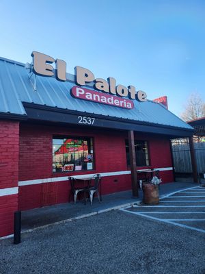  at El Palote Panaderia in Dallas