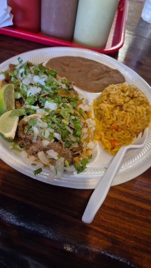 4 tacos plate at El Palote Panaderia in Dallas