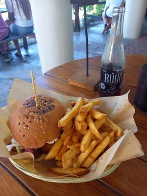 Burger cruji tofu at Mango y Chile in Bacalar