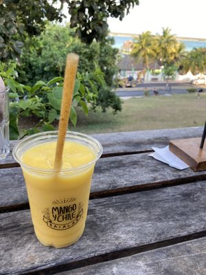 Mango smoothie  at Mango y Chile in Bacalar