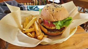 Maya burger at Mango y Chile in Bacalar
