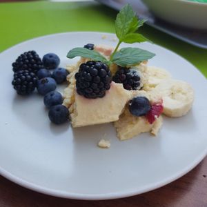 Vegan cheese cake at Wegeneracja in Opole