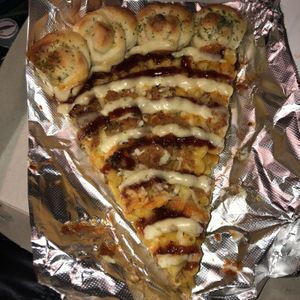 Garlic knot crust pizza  at That Pizza Place in Levittown