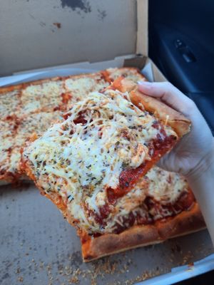 Vegan Sicilian pizza at That Pizza Place in Levittown