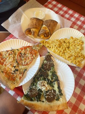 Deliciousness  at That Pizza Place in Levittown