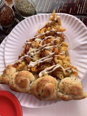 Vegan Fried Cauliflower, Mac N Cheese, Fries, Buffalo BBQ Ranch & Garlic Knot Crust at That Pizza Place in Levittown