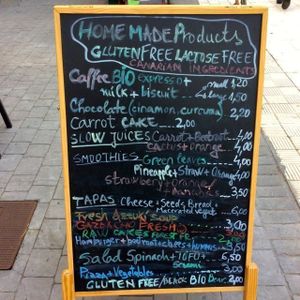 Delicious Homemade foods and drinks - menu board at Veg Art Natural Food in La Palma