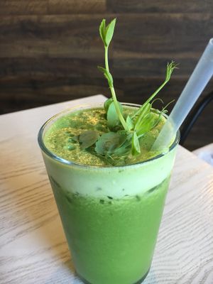 Green Smoothie at Mr Black Juicery in Berwick