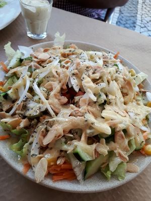 salat at Ateliê 47 in Silves