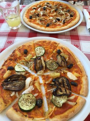 Verry  tasty pizza and verry friendly service !! at Ateliê 47 in Silves