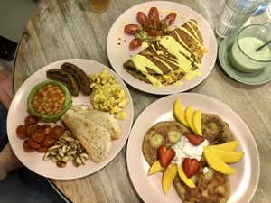 Full English+chickpea omlett+banana pancakes at Paradise Plantbased in North West London